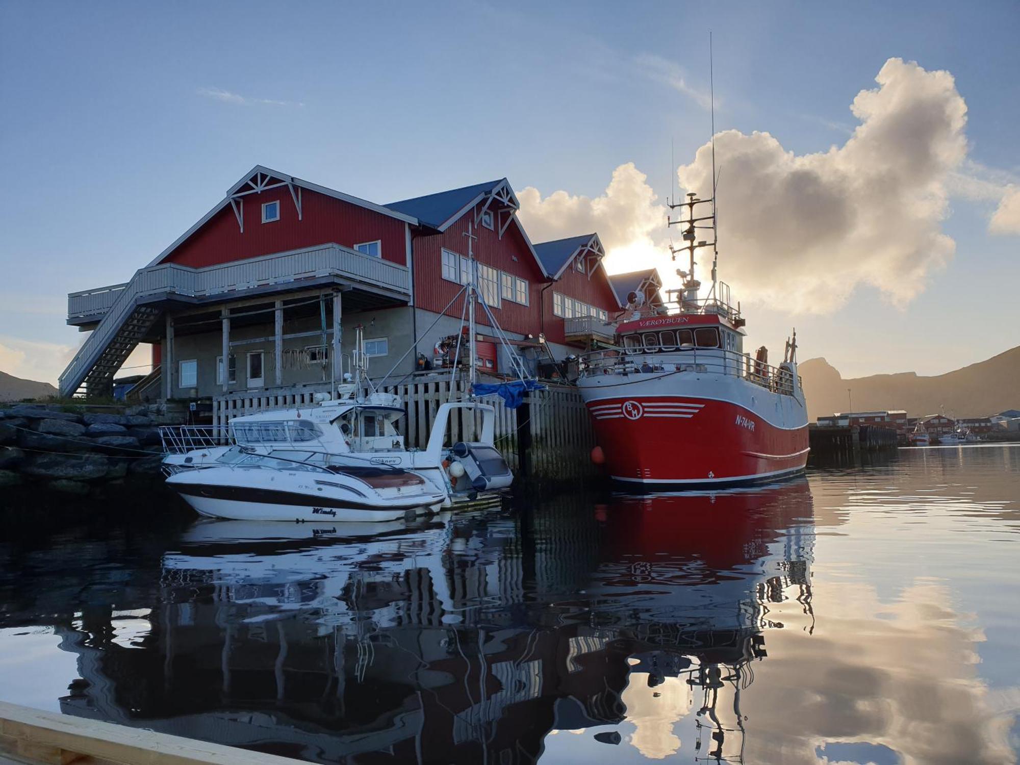 Bensvik Brygge Apartment Vaeroy Luaran gambar